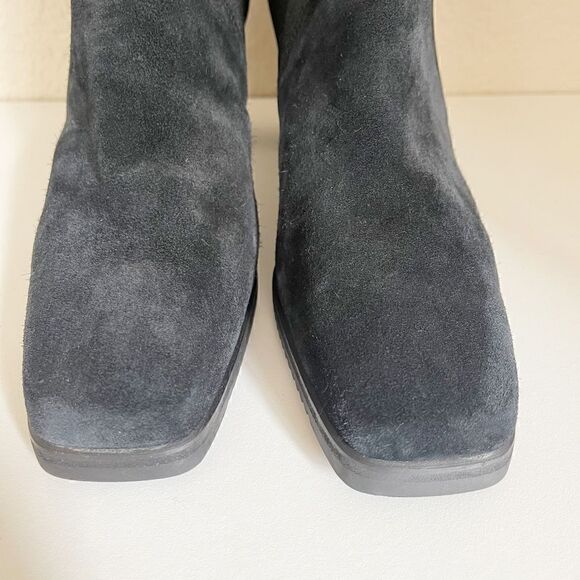 Stuart Weitzman Black Chelsea Suede and elastic Block Heel square toe Bootie 9.5 - Picture 5 of 11